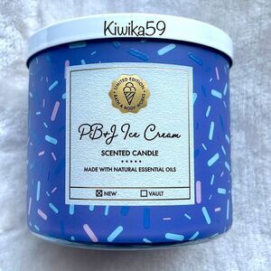 Bath & Body Works PB&J Ice Cream Candle